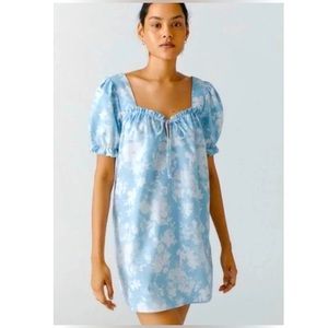NWT Urban Renewal / Urban Outfitters Blue and White Floral Mini Dress